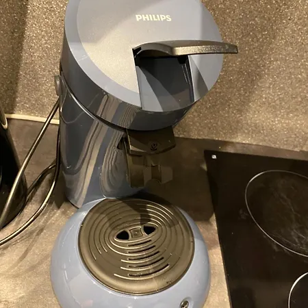Meuble Totalement Climatise Au Calme Avec Cuisine Et Lave Linge Integres